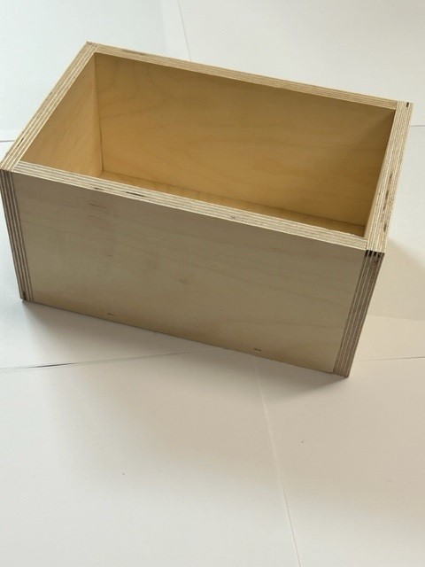 Small Pigeon Wooden Nesting box - Click Image to Close